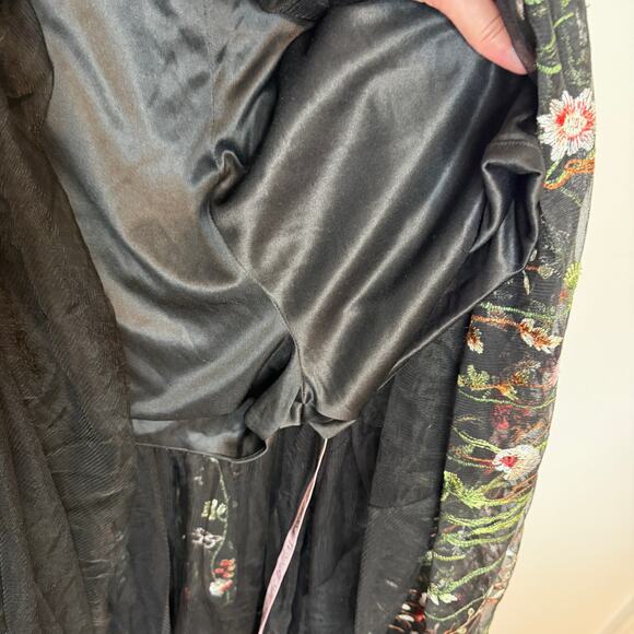 Mac Duggal Floral Embroidered Sleeveless A Line Gown Black Multi 70132 12 New - Picture 12 of 14